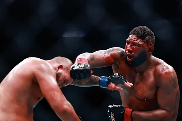 Curtis Blaydes Verletzung bei UFC 327