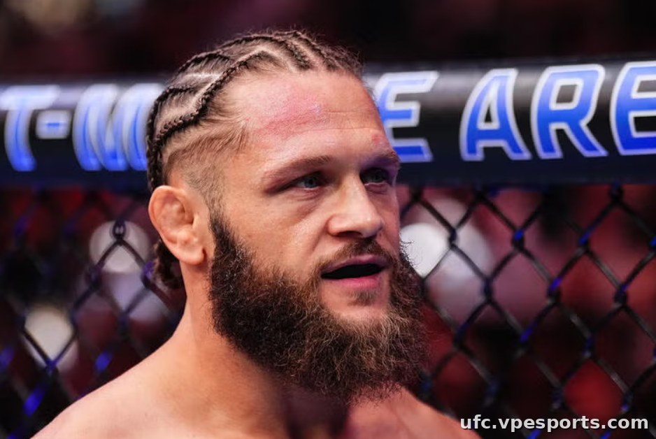 Рафаел Физиев UFC