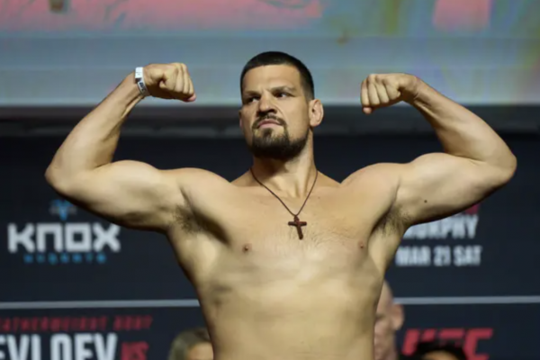 براندو پریچیچ با ناک اوت در مسابقات UFC در پرت پیروز شد