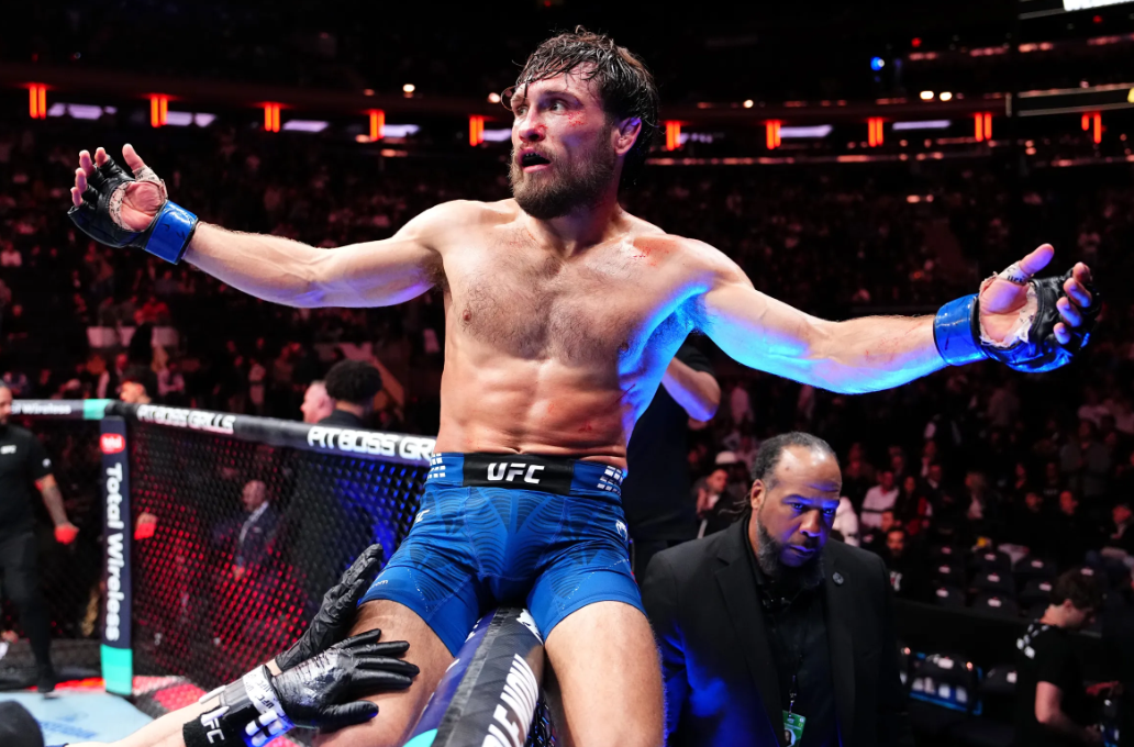 Этин Юинг UFC