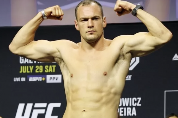 اوروس مدیک اولین حضورش در UFC بلگراد را رقم زد