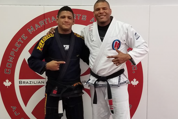 Gilbert Burns signs with UFC BJJ
