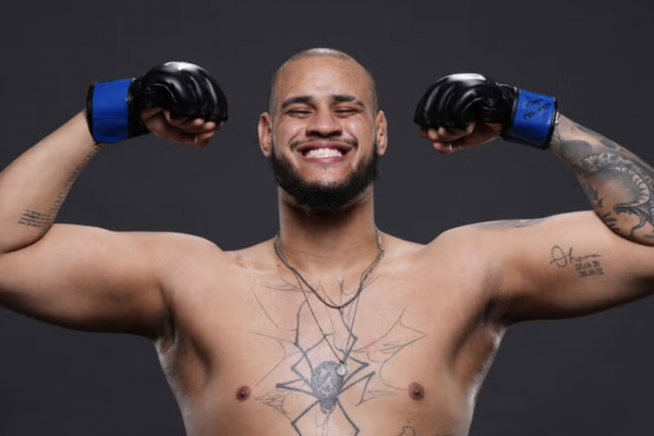 Tallison Teixeira credits Alex Pereira