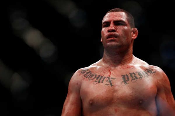 Cain Velasquez expects Islam Makhachev to defeat Machado Harry