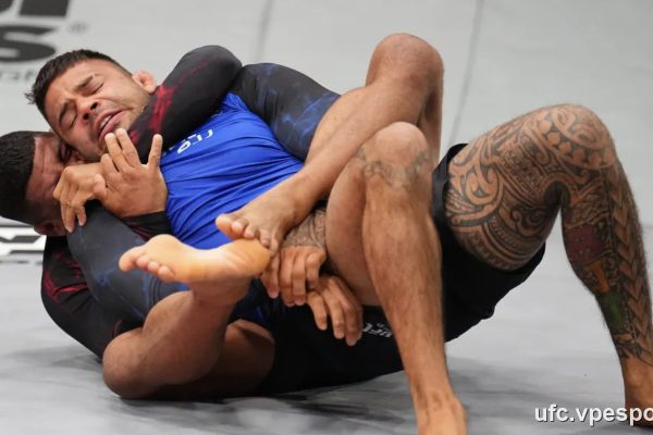 Gilbert Burns vyhrál debut v UFC BJJ po submission
