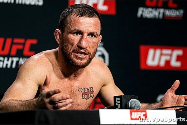 Merab Dvalishvili Picks Holloway Over McGregor