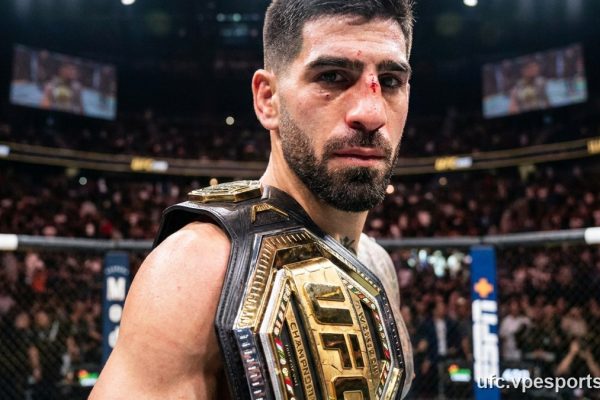 Topuria vs Gaethje UFC Ağ Evin xəbərləri