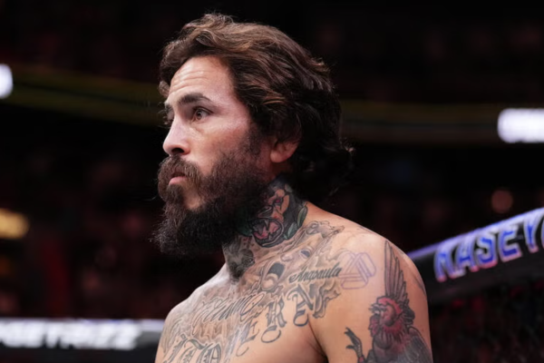 UFC 331-এর জন্য মার্লন ভেরা বনাম চার্লস জর্ডেইন নির্ধারিত হয়েছে।