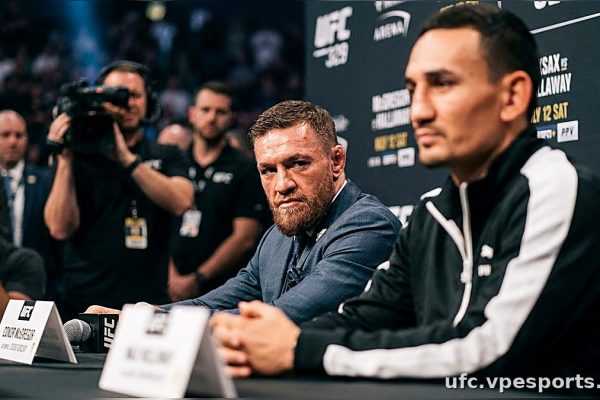 McGregor Blames Dry Ice for Wet Floor