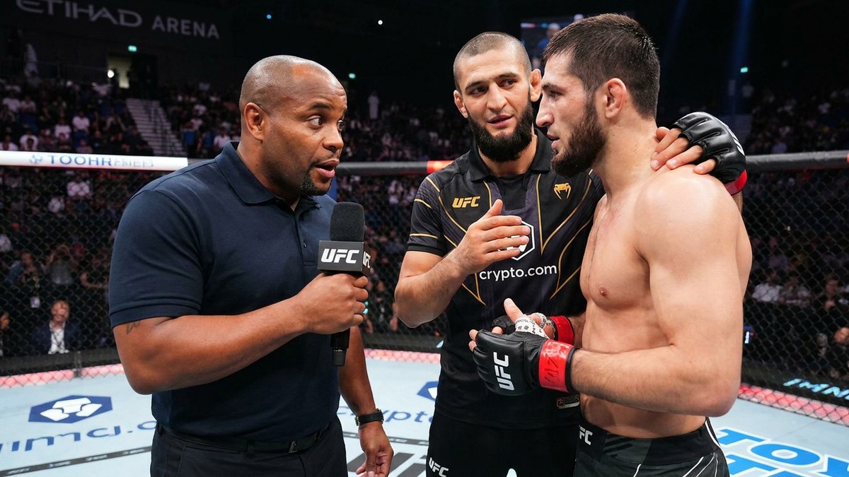 Khamzat Chimaev, Daniel Cormier - Khamzat Chimaev phiên dịch tại UFC Abu Dhabi