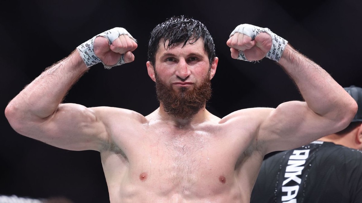 Magomed Ankalaev — Ankalaev reste numéro 2 d'ESPN à 205
