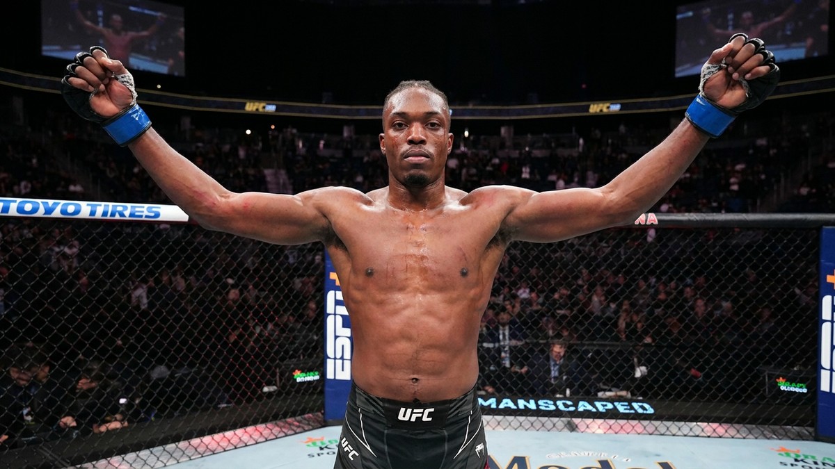 Jalin Turner, Kaue Fernandes — Jalin Turner спира Kaue Fernandes за 39 секунди