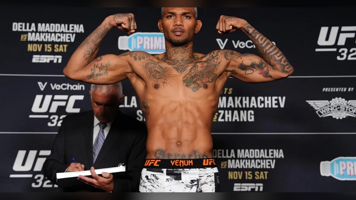 مايكل موراليس في عملية وزن UFC