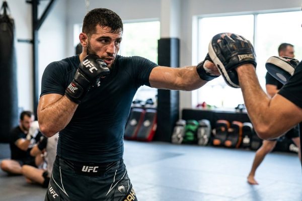 Ramiz Brahimaj Eyes UFC 330 Tilbakestilling