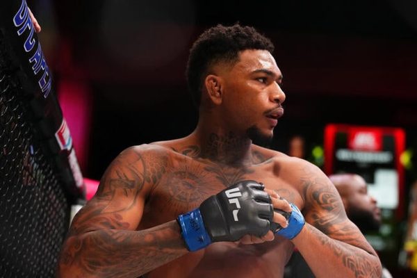 Michael Morales står overfor vektreduksjon i UFC 330