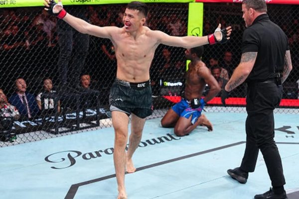 ماهشات در بازگشت به UFC گل ارسال کرد