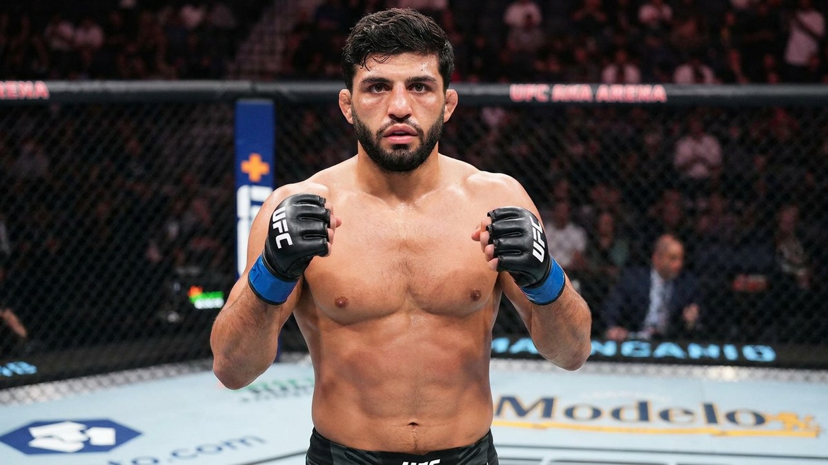 Arman Tsarukyan — Arman Tsarukyan Enters ESPN Top 10