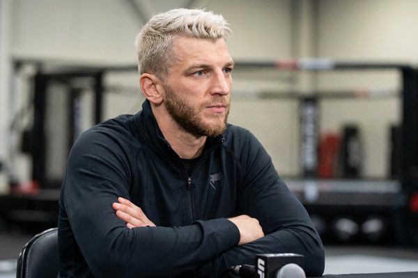 Dan Hooker – Dan Hooker zielt auf Paris-Spoiler