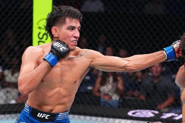 Dan Hooker stellt das Topuria-Nurmagomedov-Risiko in Frage