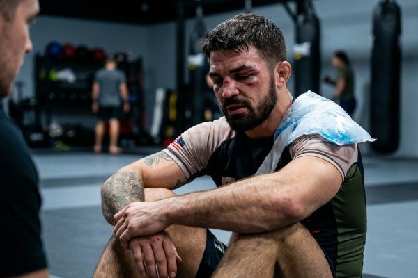 Mike Perry risponde dopo la sconfitta contro Jenkins