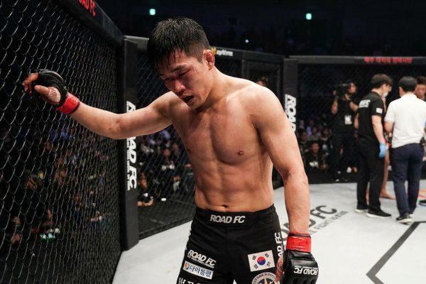 شين ينجو من معركة Road FC مجنونة