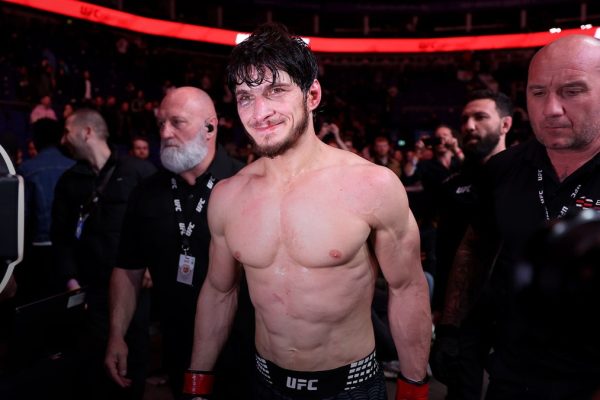 Movsar Evloev — Movsar Evloev dopo una vittoria in UFC.