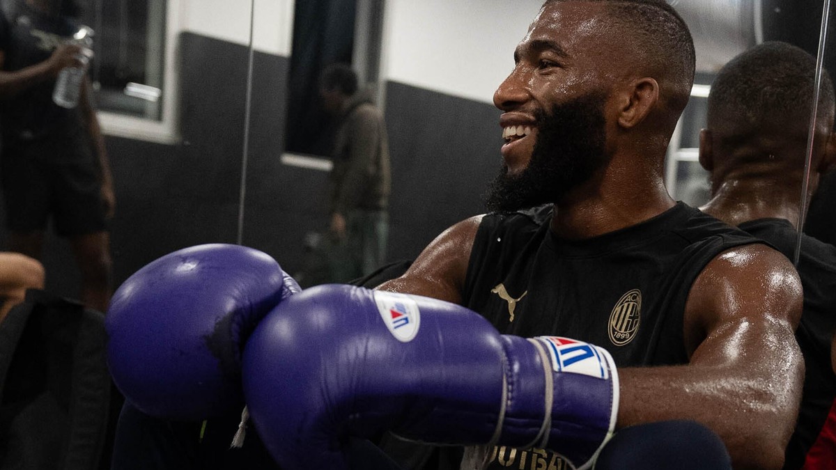 Salahdine Parnasse — Salahdine Parnasse si allena prima dell'UFC Paris.