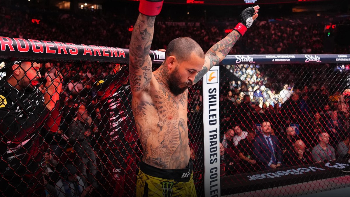 Marlon Vera prepares to compete in the UFC Octagon